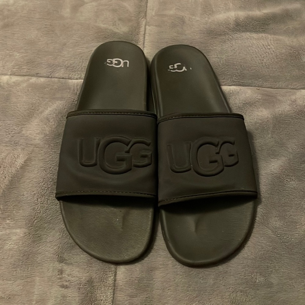 Ugg slides
